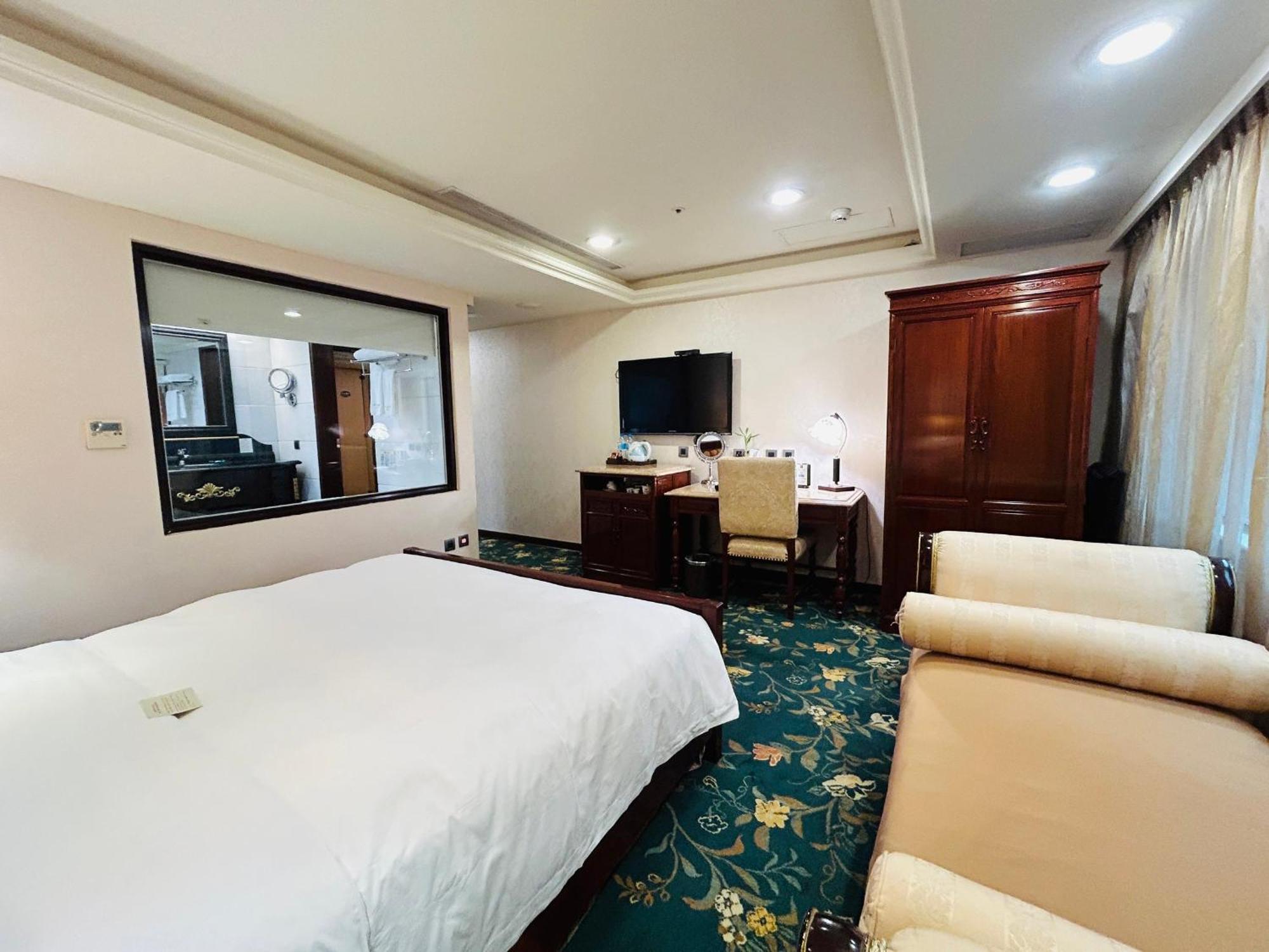 Royal Seasons Hotel Taipei ‧ Nanjing W. Экстерьер фото