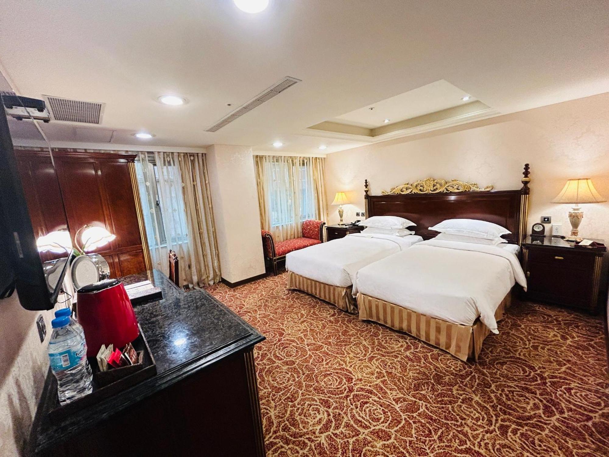 Royal Seasons Hotel Taipei ‧ Nanjing W. Экстерьер фото