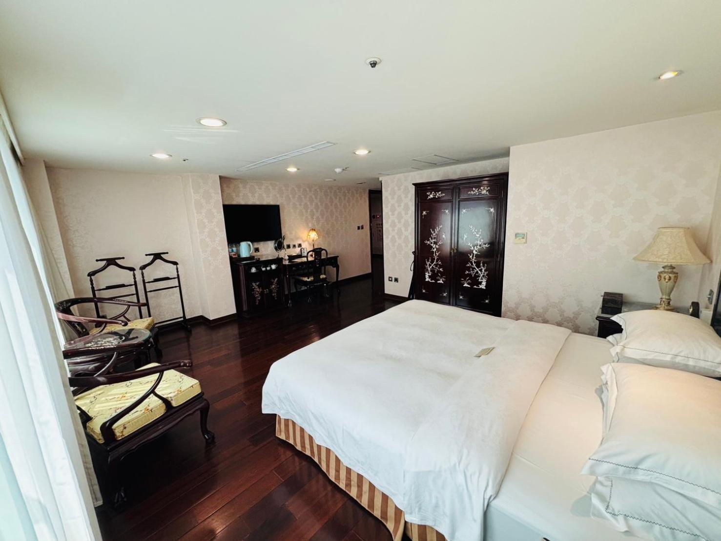 Royal Seasons Hotel Taipei ‧ Nanjing W. Экстерьер фото