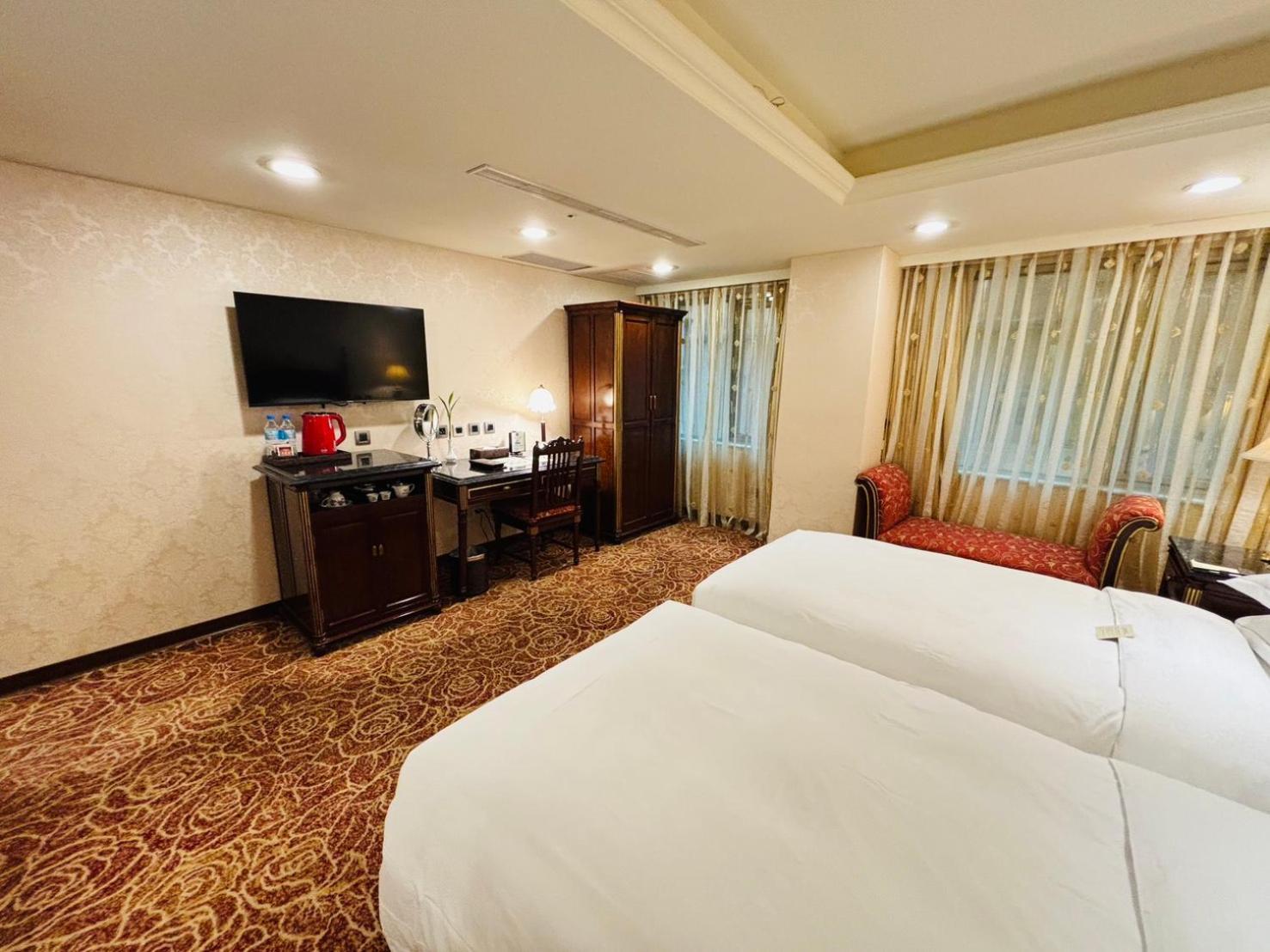Royal Seasons Hotel Taipei ‧ Nanjing W. Экстерьер фото